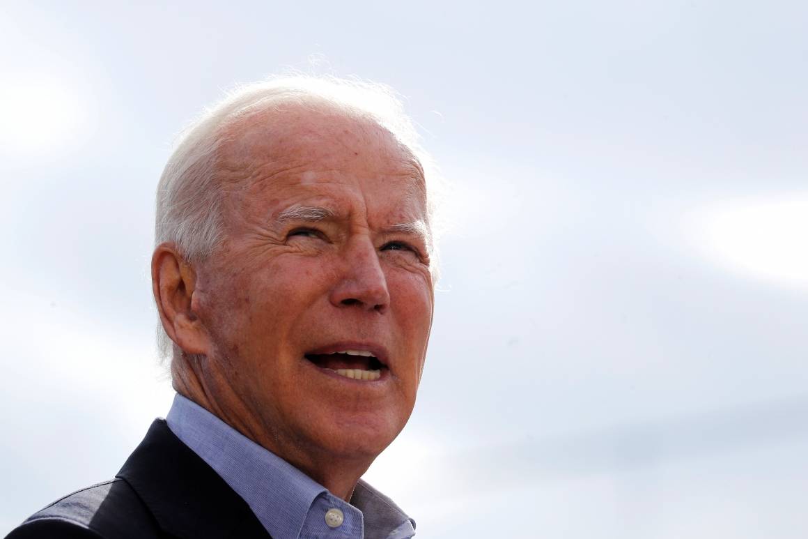 Joe Biden på et kampanjearrangement i Ohio. Foto: Mike Segar / Reuters / NTB
